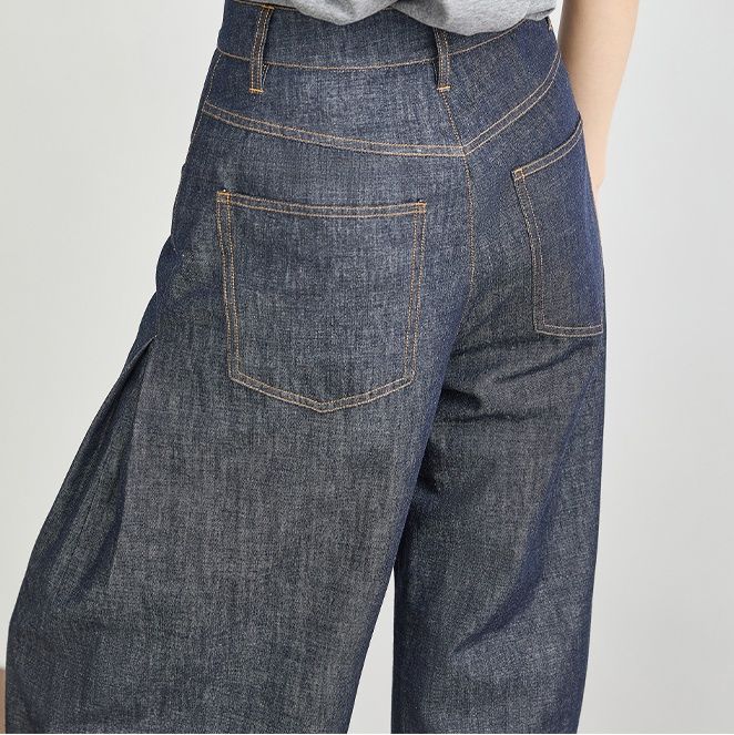 ワイドタックパンツ しなやかシルエットデニムパンツ