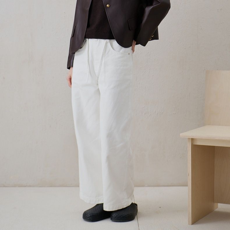 ワイドタックパンツ すっきりとした美シルエットパンツ
