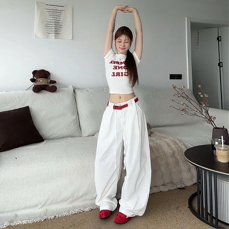 ワイドタックパンツ ゆったりタック入り美脚パンツ