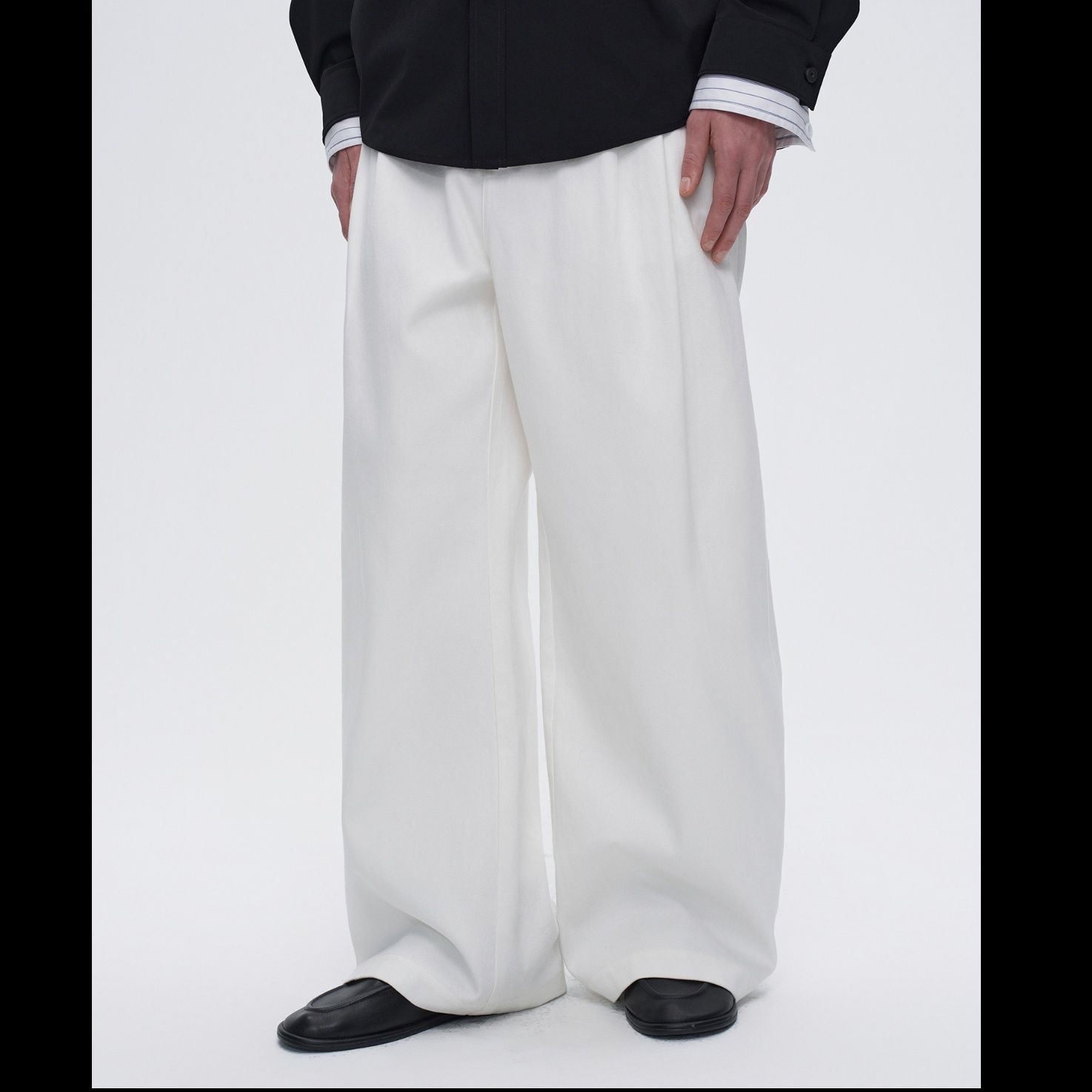 ワイドタックパンツ 洗練ドレープワイドパンツ