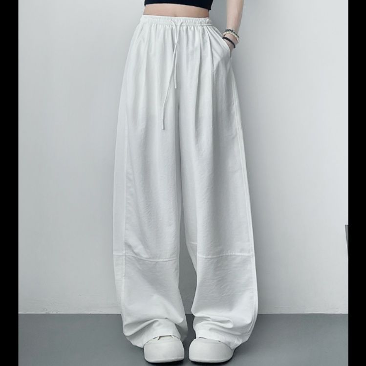 ワイドタックパンツ 雲のような軽やかタックパンツ