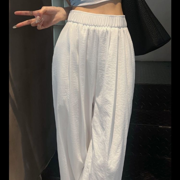 ワイドタックパンツ シルエット優美なリラックスパンツ