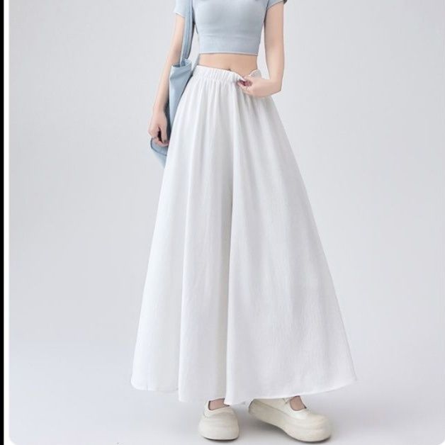 ワイドタックパンツ ふんわり揺れるロングパンツ