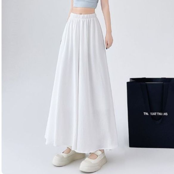ワイドタックパンツ ふんわり揺れるロングパンツ