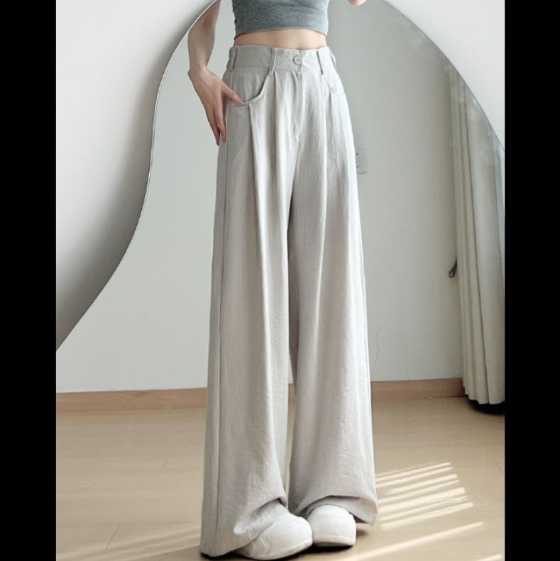 ワイドタックパンツ 流れるような優雅なタックパンツ