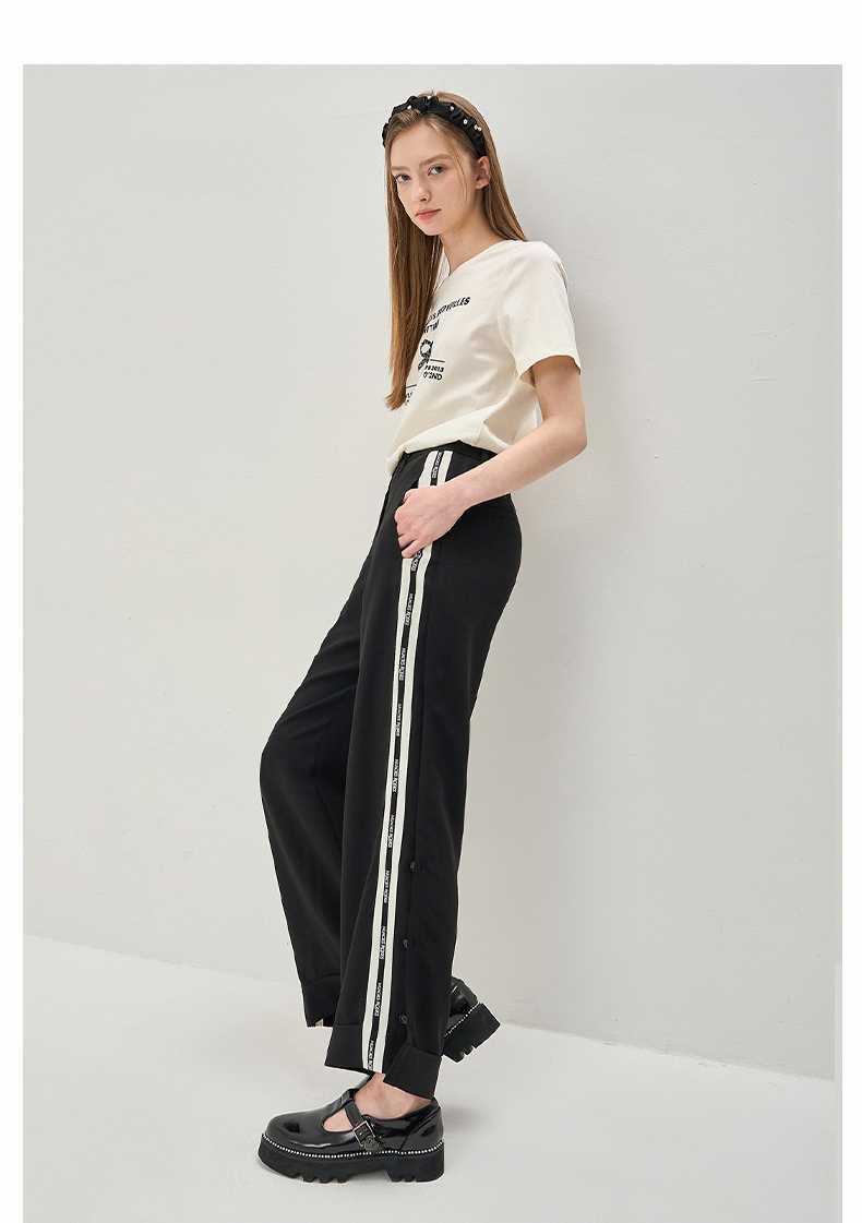 心地よい一日に！人気のリネンブレンドタックワイドパンツ5選