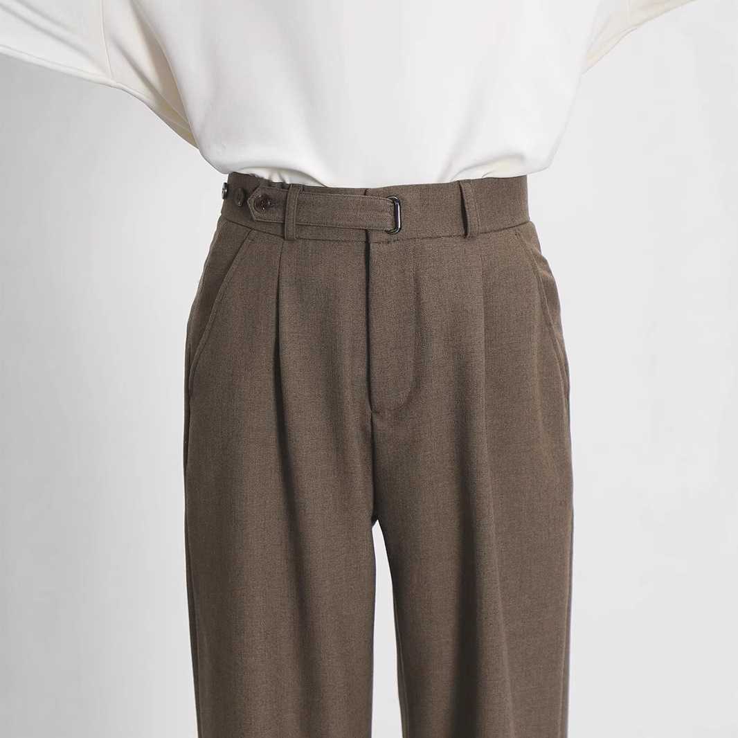 着心地抜群＆楽ちん！おしゃれタックワイドスラックスパンツ5選