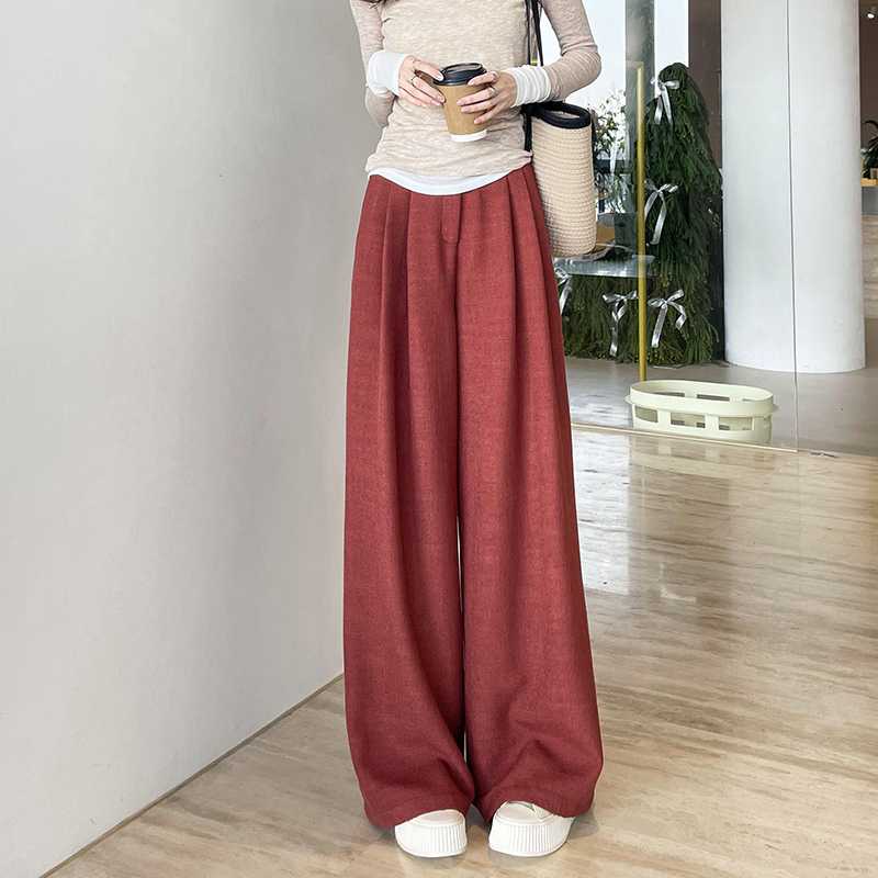 着やすさとおしゃれの両立！フロントタックワイドパンツ5選