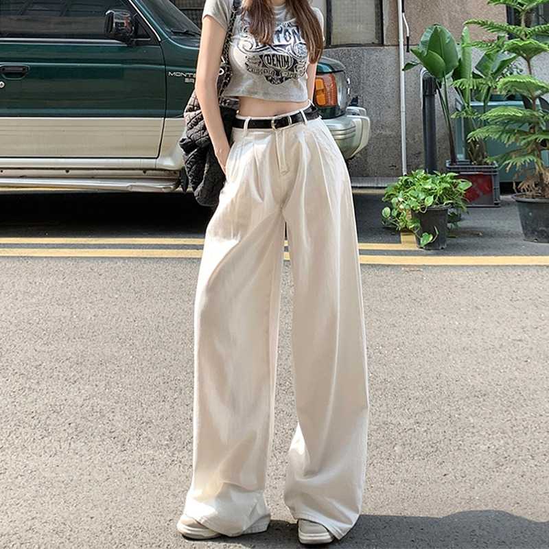 ワイドスラックス コーデ レディースで叶える自信に満ちた日常スタイル5選