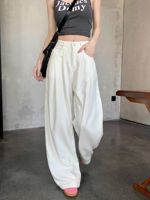 白色ハイウエストタックワイドパンツ