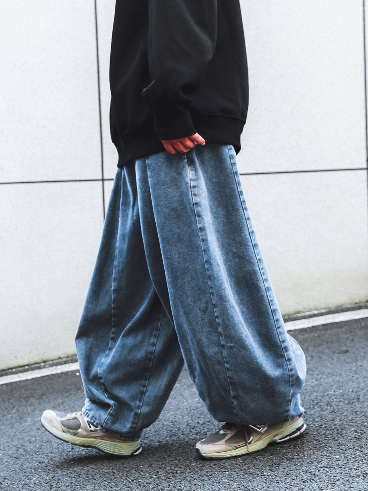 ワイドタックパンツ ゆったり立体感デニムタックパンツ