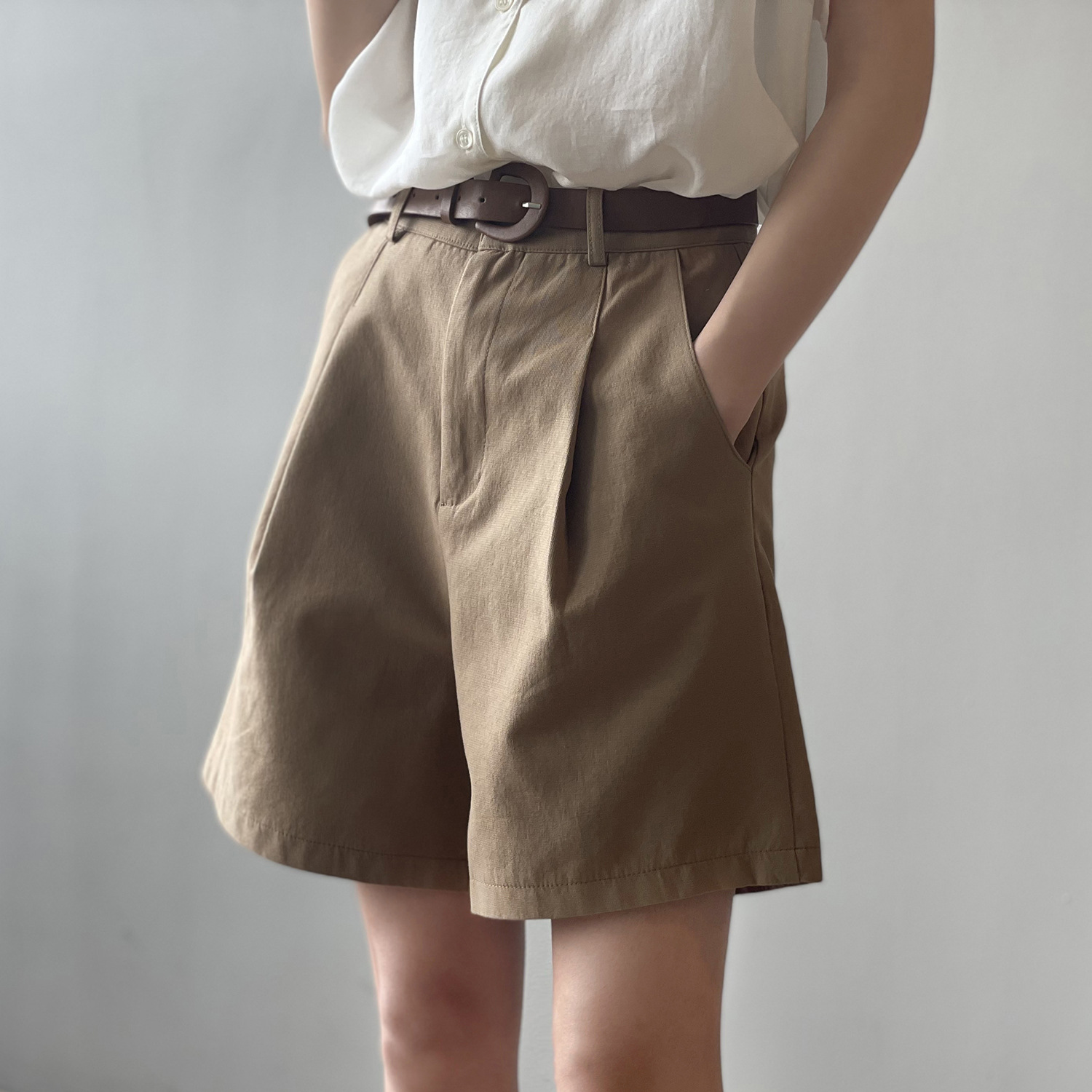 ワイドタックパンツ ベルト付きフレアショートパンツ