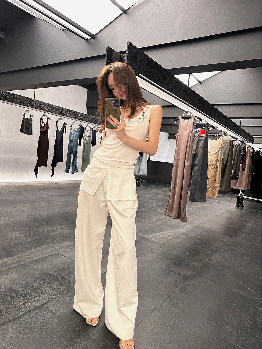 ワイドタックパンツ 上質シルエット ドレープタック