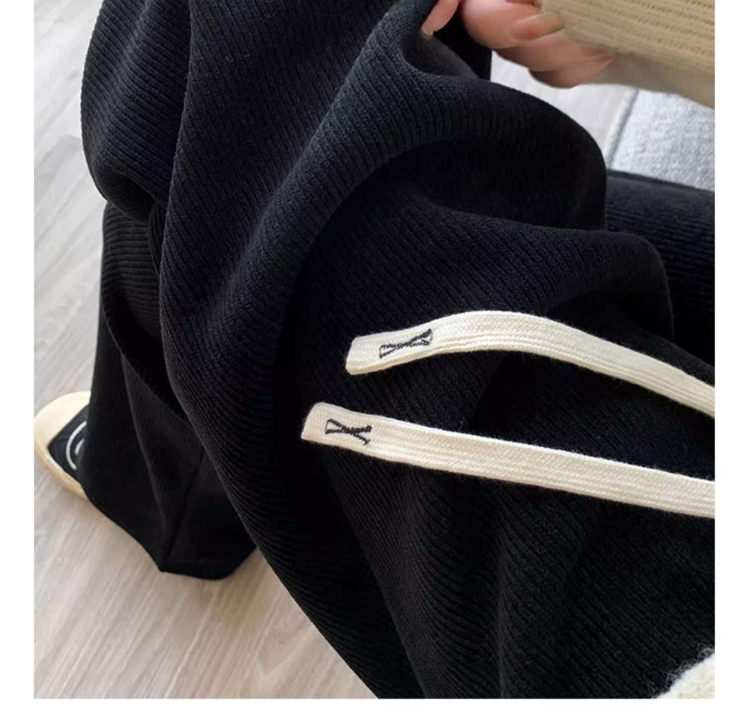 ワイドタックパンツ 楽らくゆったりコーデュロイパンツ