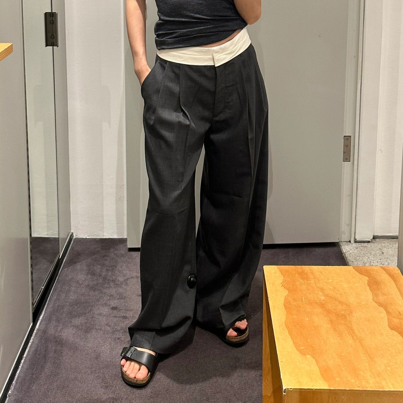 ワイドタックパンツ 上質なやわらかタックワイドパンツ
