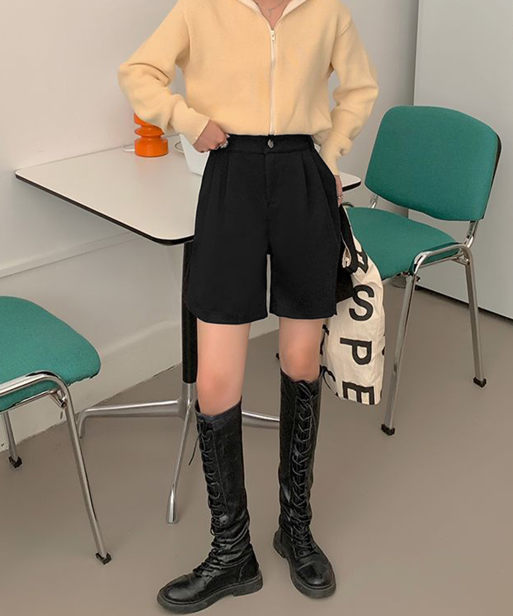 ワイドタックパンツ タック入りウール風ワイドショートパンツ