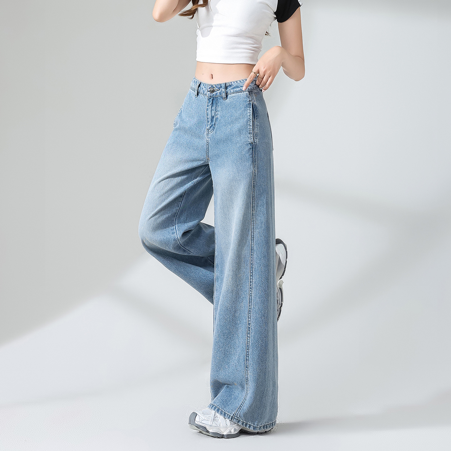 ワイドタックパンツ ゆったりタック入りデニムワイドパンツ
