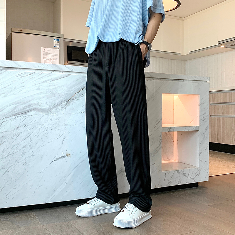 プリーツデザインワイドタックパンツ