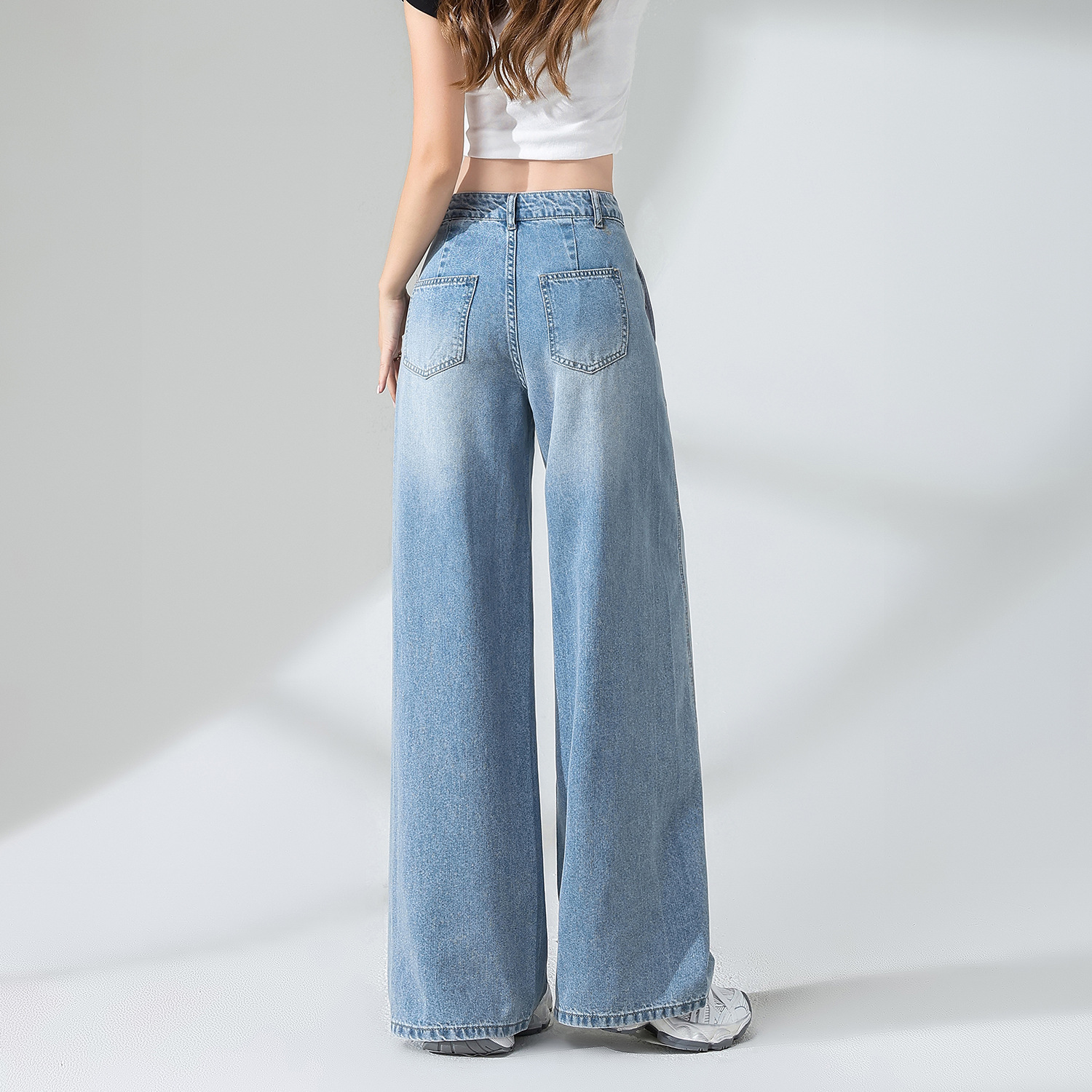 ワイドタックパンツ ゆったりタック入りデニムワイドパンツ