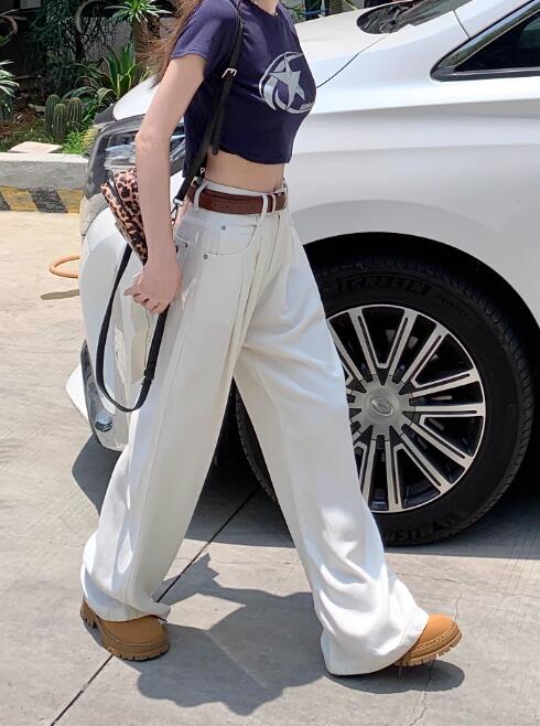 白色ハイウエストタックワイドパンツ