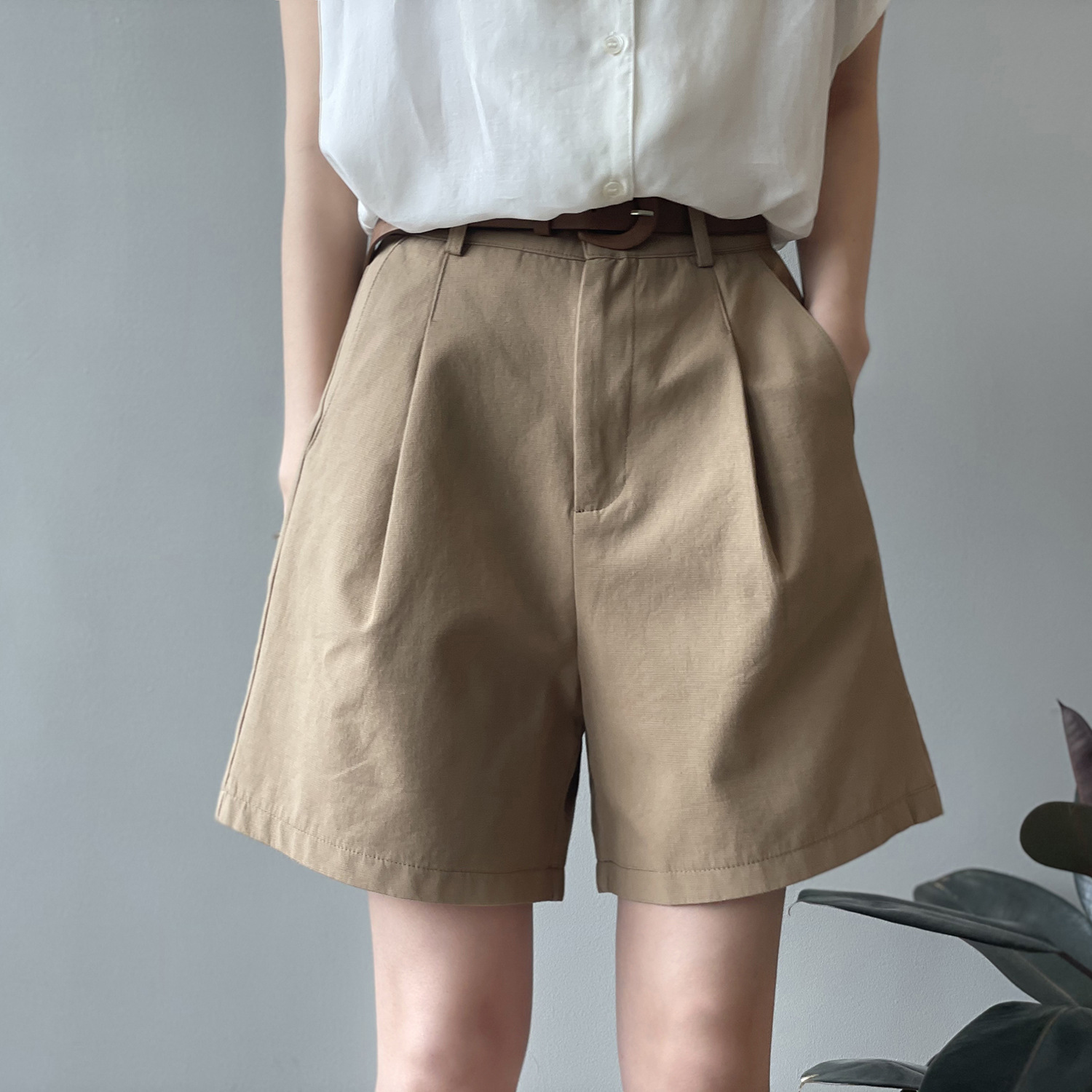 ワイドタックパンツ ベルト付きフレアショートパンツ