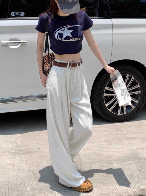 白色ハイウエストタックワイドパンツ