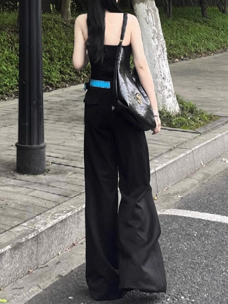 ワイドタックパンツ 大人の余裕感じる流れるタックパンツ