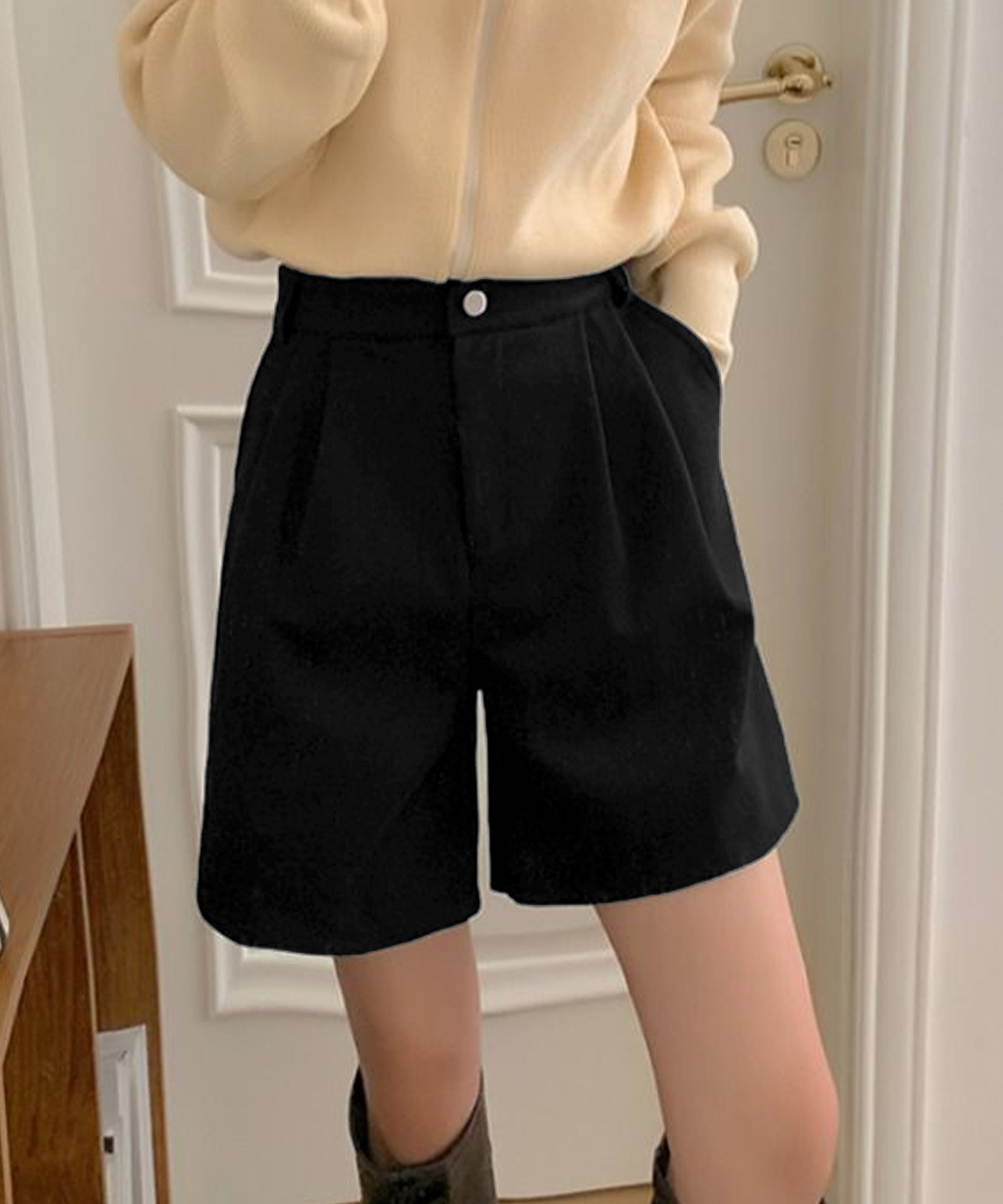 ワイドタックパンツ タック入りウール風ワイドショートパンツ