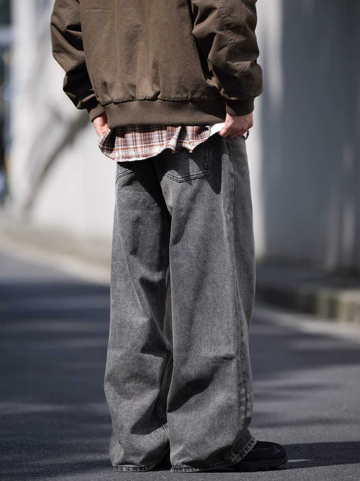 ワイドタックパンツ ゆったりくつろぎデニムタック