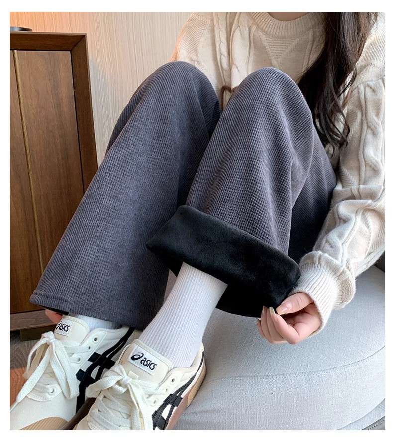 ワイドタックパンツ 楽らくゆったりコーデュロイパンツ