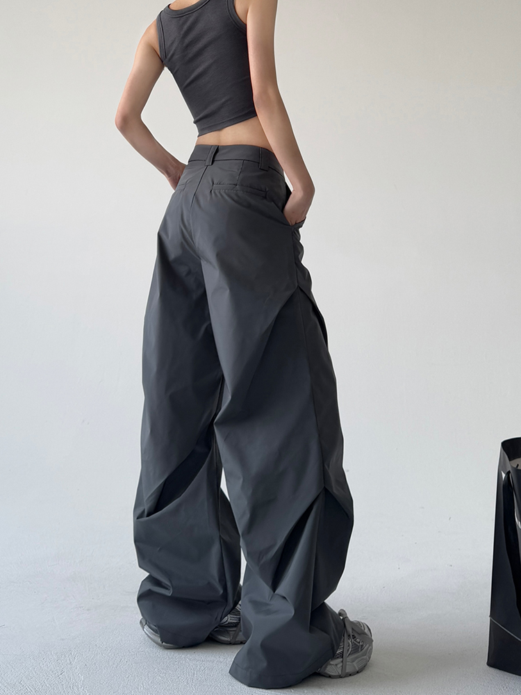 ワイドタックパンツ 流れるシルエット タックパンツ