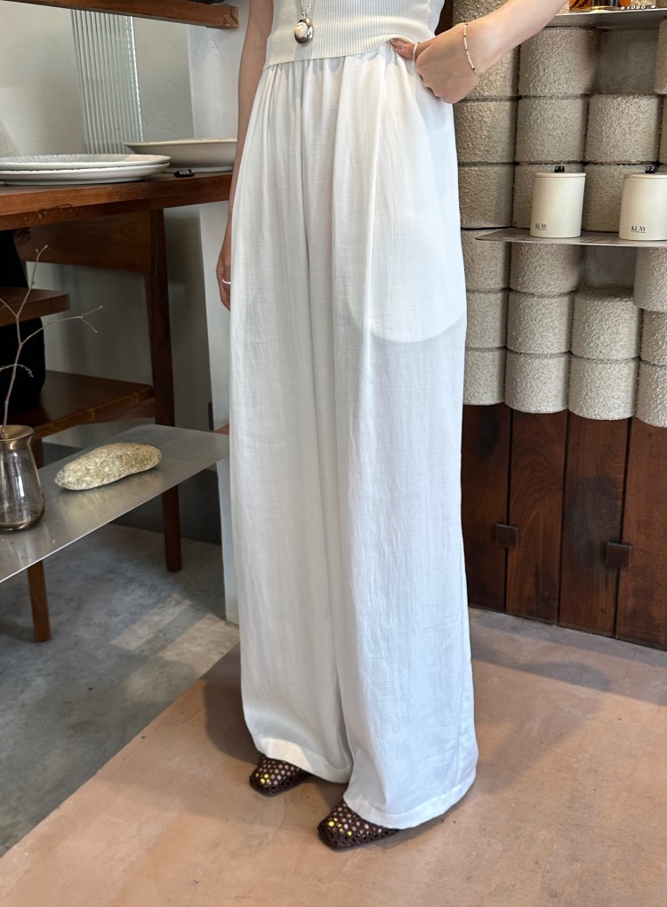 ワイドタックパンツ 優雅なゆらめきワイドパンツ