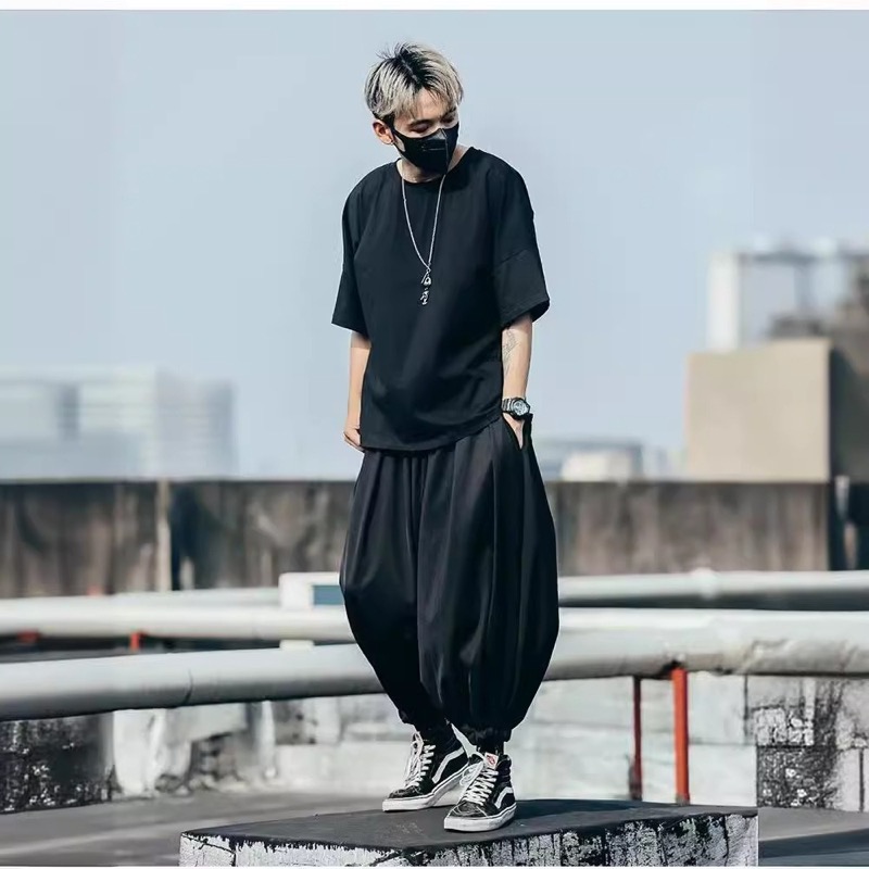 ワイドタックパンツ 黒のゆったりサルエル袴パンツ メンズ