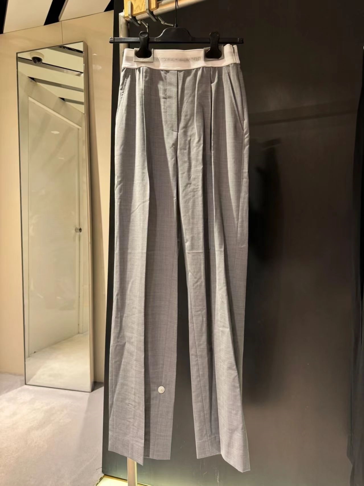 ワイドタックパンツ 洗練スタイリッシュタックパンツ