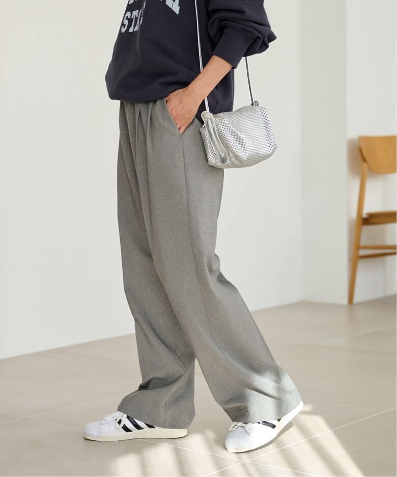 ワイドタックパンツ ゆったりドレープタックパンツ