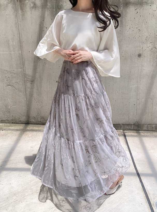 大人の女性にぴったり！刺繍入りチュールスカート5選
