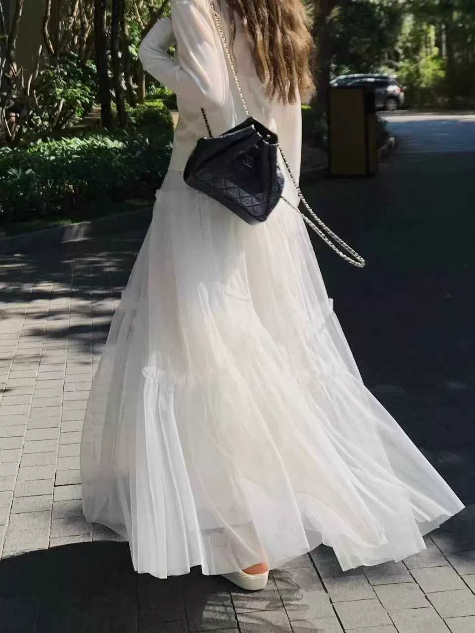 ふんわり揺れ感が可愛い！マキシ丈チュールスカートおすすめ5選