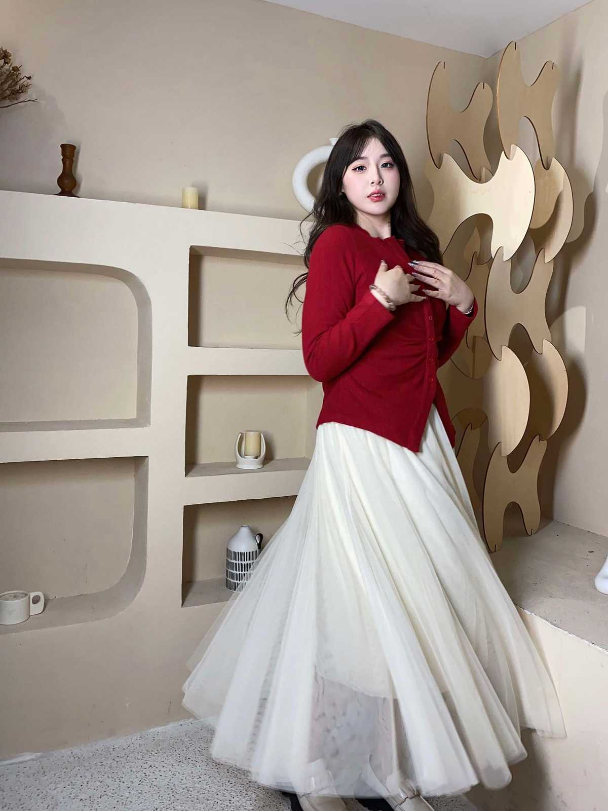 ふんわり可愛い！ボリュームたっぷりのロングチュールスカート5選