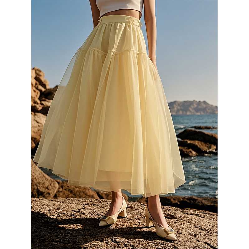 華やかさをプラス！イエローのチュールスカートのおすすめ5選