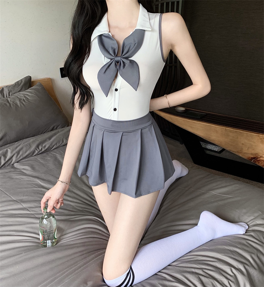 https://fulmo-img-server.com/tutucloset/0636d3e6-fbb9-4d77-93a6-873bff12ad61.jpg