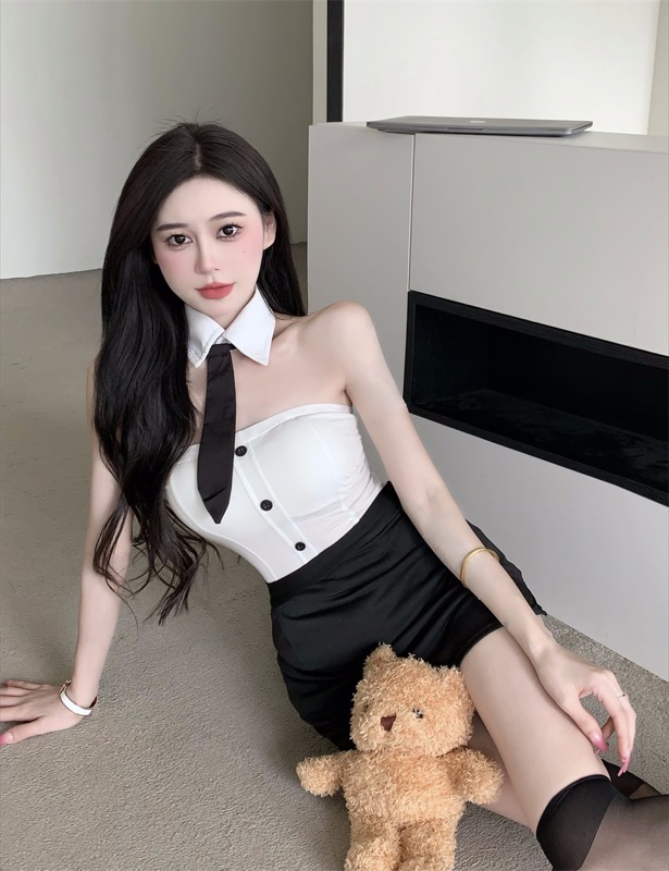 https://fulmo-img-server.com/tutucloset/44cd5110-58a5-4581-85b0-ae44e1e504cb.jpg