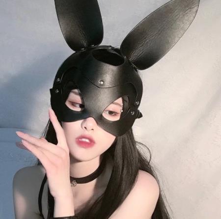 https://fulmo-img-server.com/tutucloset/5b5e5823-f9d5-4785-a788-7dbe43065105.jpg