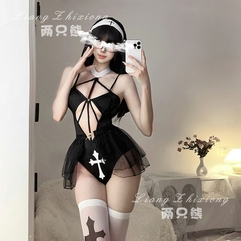 https://fulmo-img-server.com/tutucloset/70f77b44-797f-47aa-b7ca-aabd00f6025f.jpg