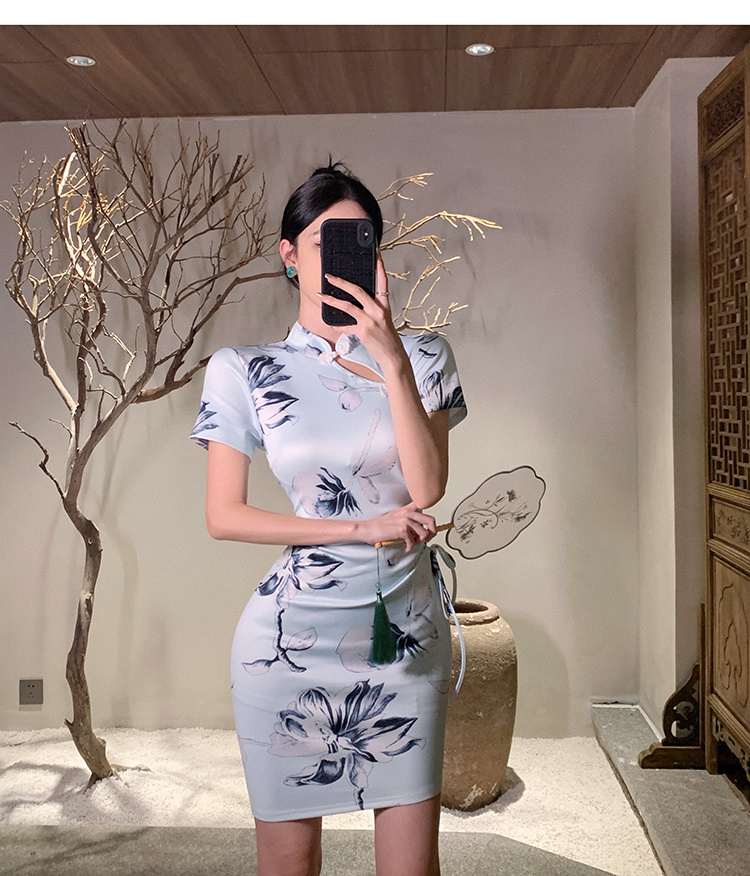 https://fulmo-img-server.com/tutucloset/8df5a506-3c67-493c-a652-fffdefb9ec39.jpg