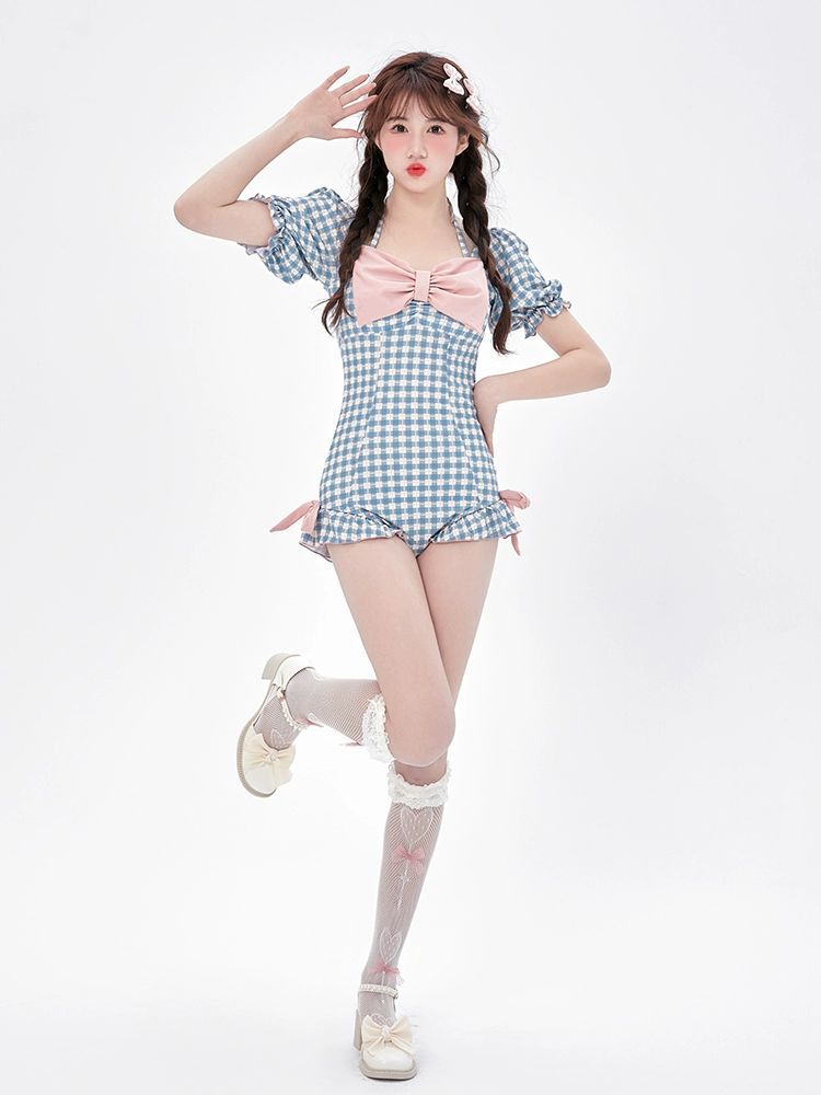 https://fulmo-img-server.com/tutucloset/a8b147dc-a9ac-4381-b2fe-78802c486188.jpg
