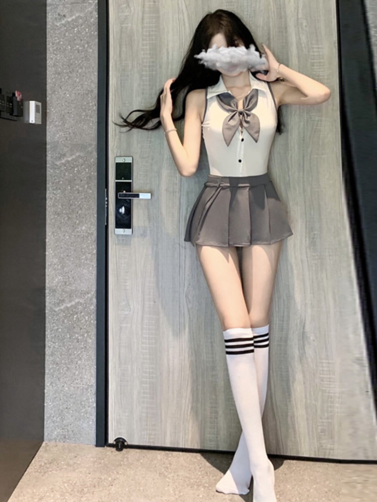 https://fulmo-img-server.com/tutucloset/c6743f1e-0499-47df-82fc-a7025c040d1b.jpg