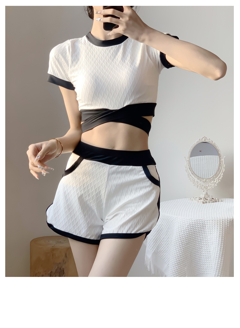 https://fulmo-img-server.com/tutucloset/c9677a26-5bb0-4db8-b4b0-055ee687d0d1.jpg
