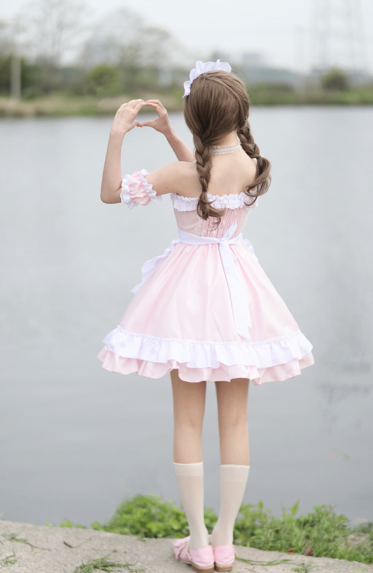 https://fulmo-img-server.com/tutucloset/cbf648bc-af2d-4001-9e6c-ebbb41ed7c3a.jpg