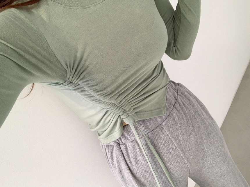 https://fulmo-img-server.com/tutucloset/e296d5f0-8c94-483f-8259-399ac0a6552d.jpg