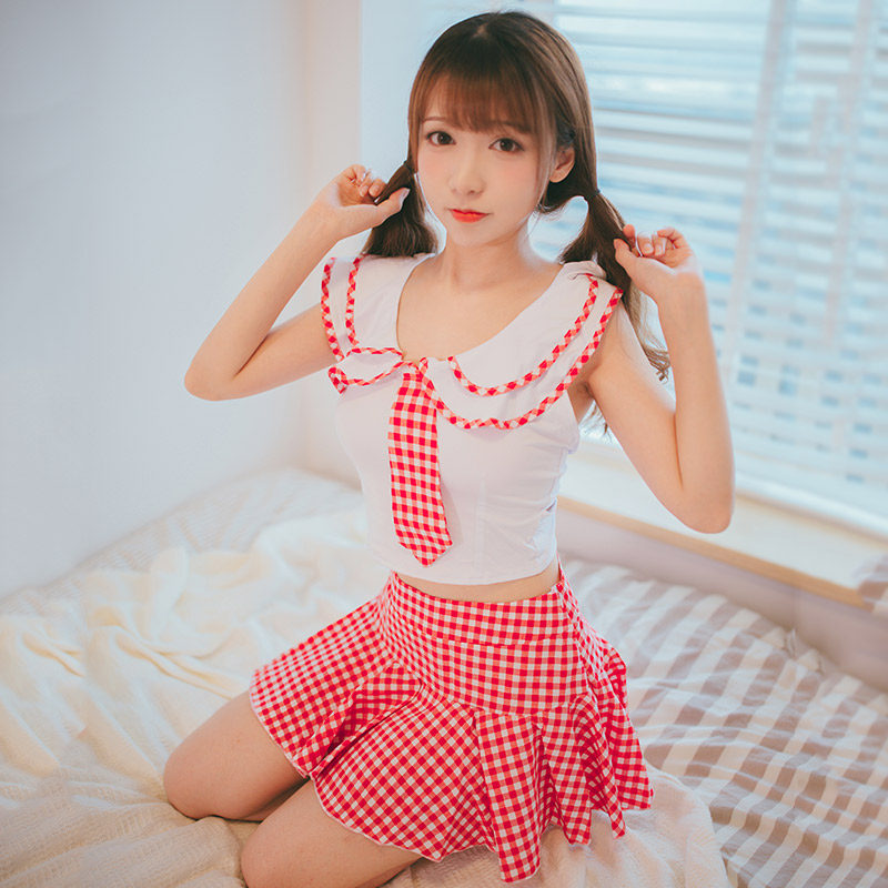 https://fulmo-img-server.com/tutucloset/ec5972d6-88d5-4e36-904a-4e88ecca5a24.jpg
